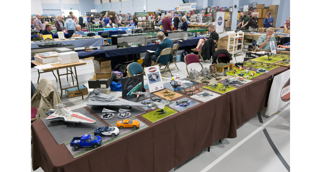 ZE_Airfix_Modellers_Special_Interest_Group_Avon_show_featured_on_the_Airfix_Workbench_blog.jpg