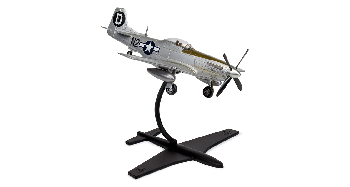 M_New_Airfix_North_American_P51D_Mustang_Starter_Set_model_kit_is_the_mount_of_WWII_USAAF_Double_Ace_pilot_George_F_Ceuleers.jpg