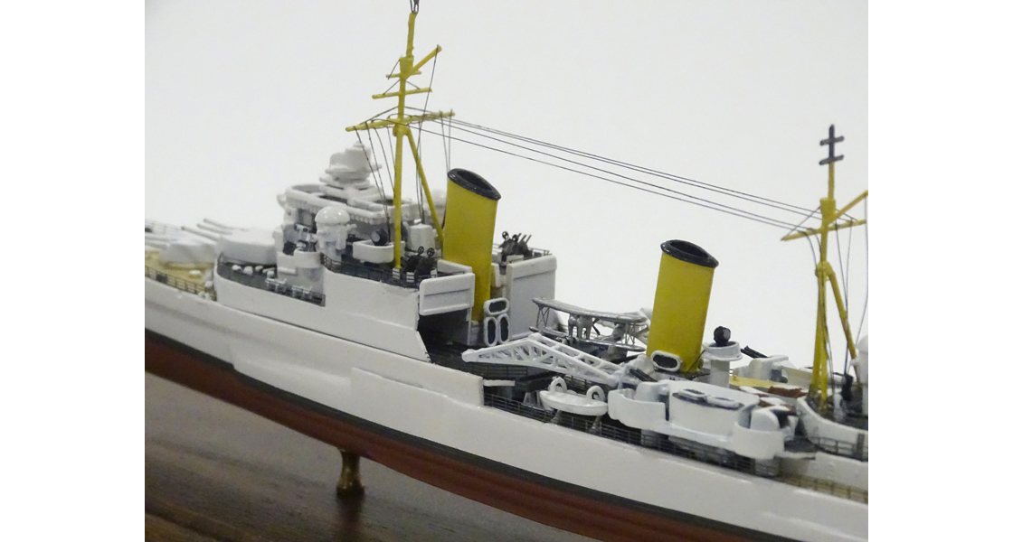 V_Airfix_model_ship_HMS_Belfast_conversion_to_HMS_Manchester_on_the_Airfix_Workbench_blog.jpg