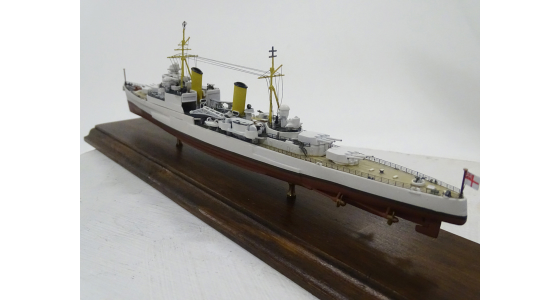 Y_Airfix_model_ship_HMS_Belfast_conversion_to_HMS_Manchester_on_the_Airfix_Workbench_blog.jpg