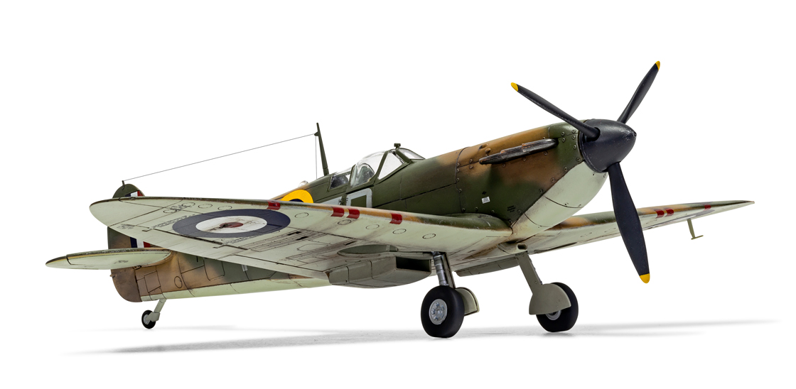 R_Battle_of_Britain_Day_2021_modelling_tribute_to_the_Few_Supermarine_Spitfire_on_the_Airfix_Workbench_blog.jpg