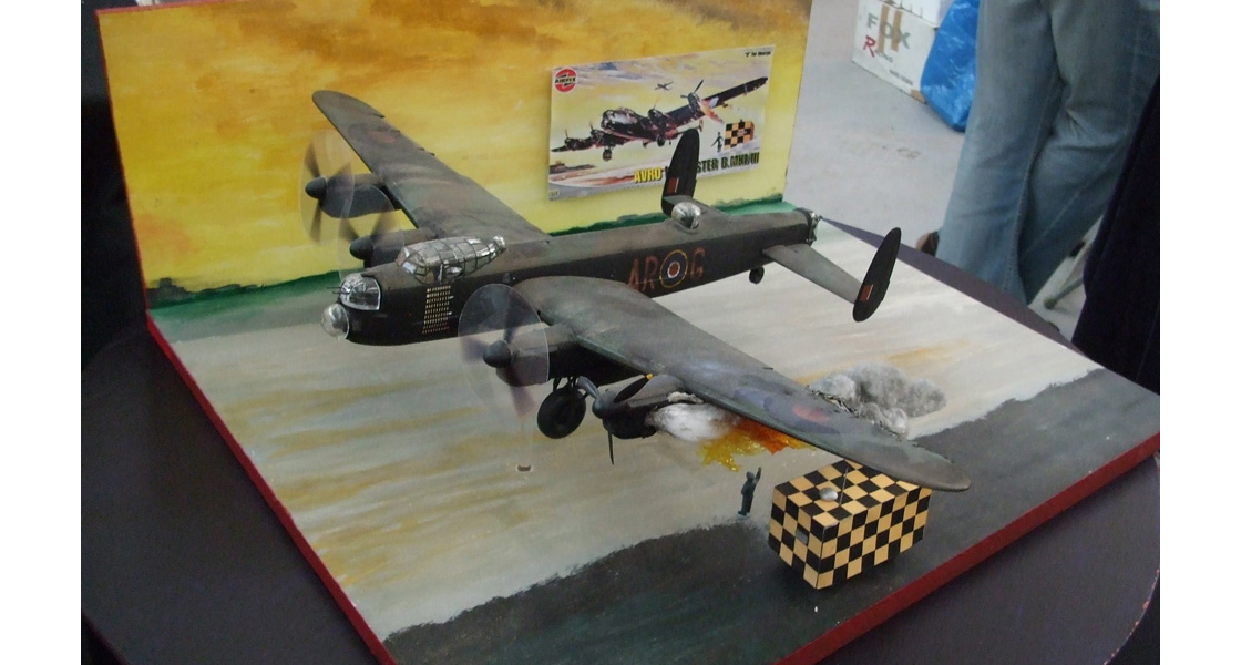 W_Classic_Airfix_box_artwork_inspires_model_builds_on_the_latest_edition_of_the_Airfix_Workbench_blog.jpg