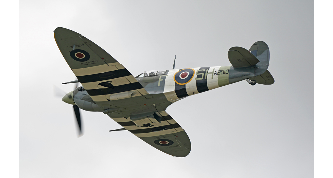 Y_Supermarine_Spitfire_BBMF_Members_Day_2021_review_on_the_Airfix_and_Corgi_Aerodrome_blog.jpg