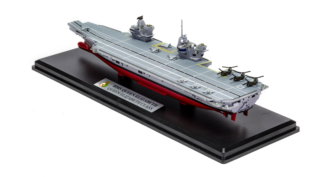 P_Corgi_HMS_Queen_Elizabeth_Aircraft_Carrier_model_on_the_Corgi_Diecast_Diaries_blog.jpg
