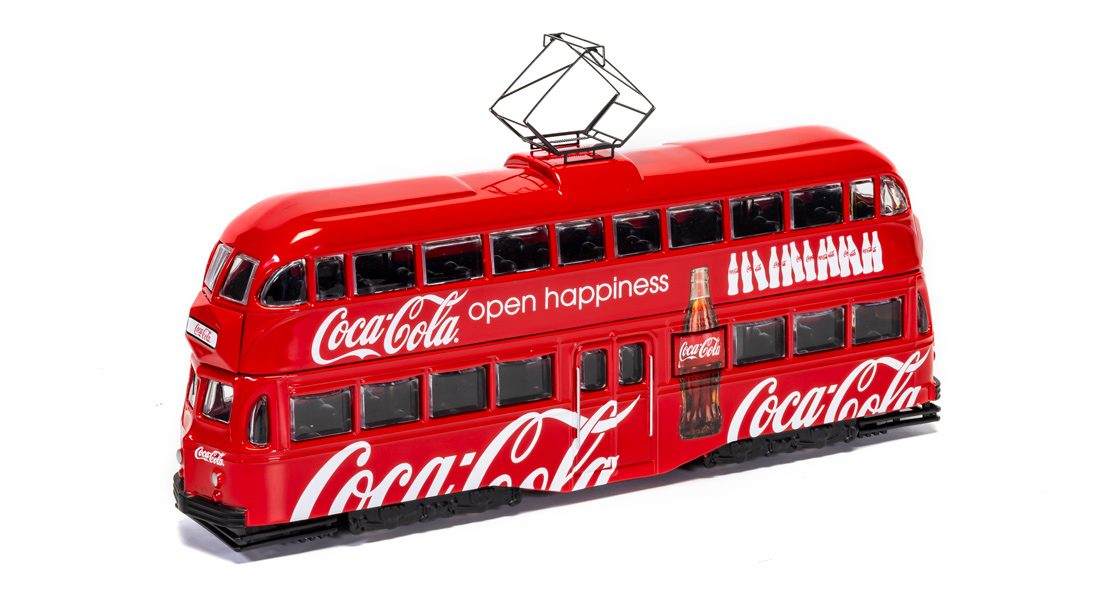 V_Corgi_Coca_Cola_tram_model_on_the_Corgi_Diecast_Diaries_blog.jpg