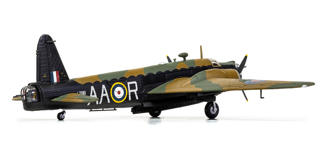 ZL_Corgi_Alan_Ward_VC_Vickers_Wellington_model_on_the_Corgi_Diecast_Diaries_blog.jpg