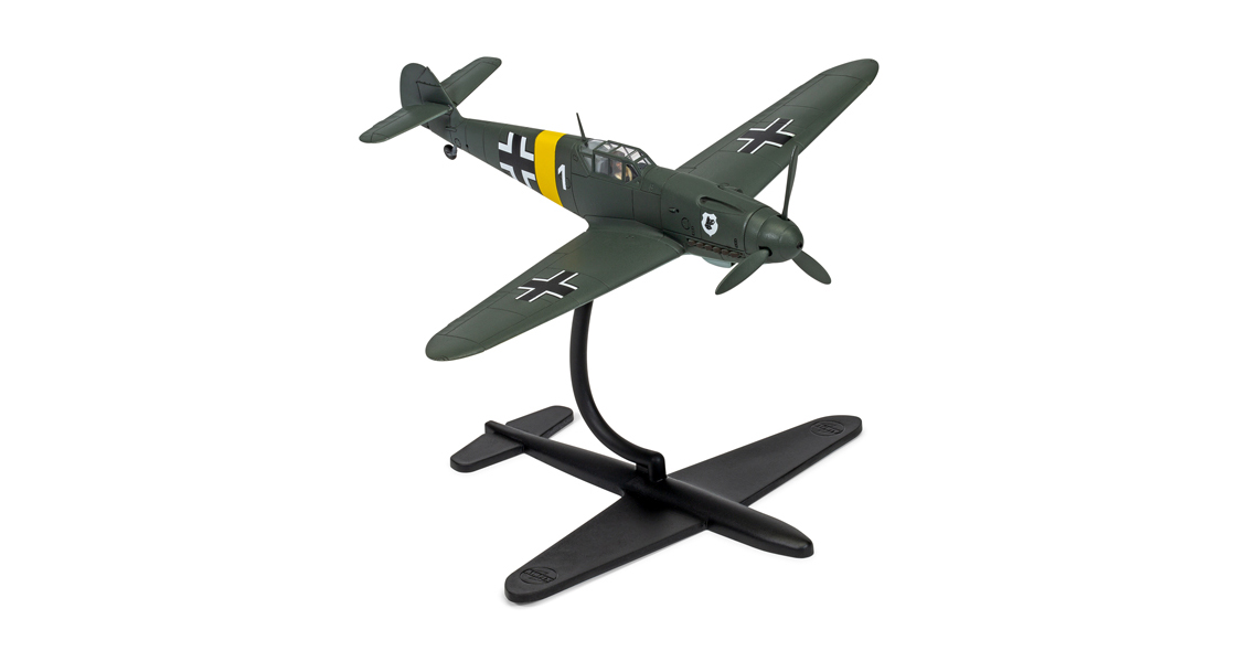 C_Airfix_introduce_their_nemly_tooled_Messerschmitt_Bf109F_Friedrich_model_kit_including_two_new_Dogfight_Doubles_kit_sets_with_Mustang_and_Spitfire.jpg