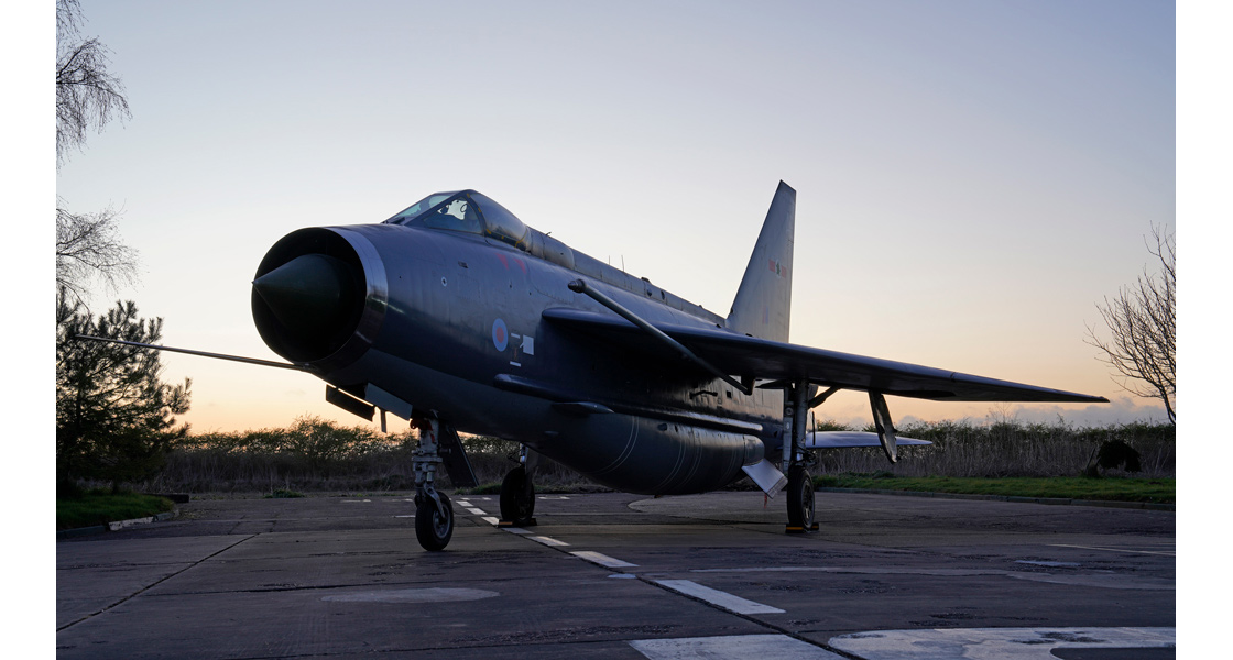 J_Airfix_and_Corgi_Aerodrome_blog_reports_from_RAF_Binbrook_and_a_nightshoot_event_with_English_Electric_Lightning_F6_XR724_of_The_Lightning_Association.jpg