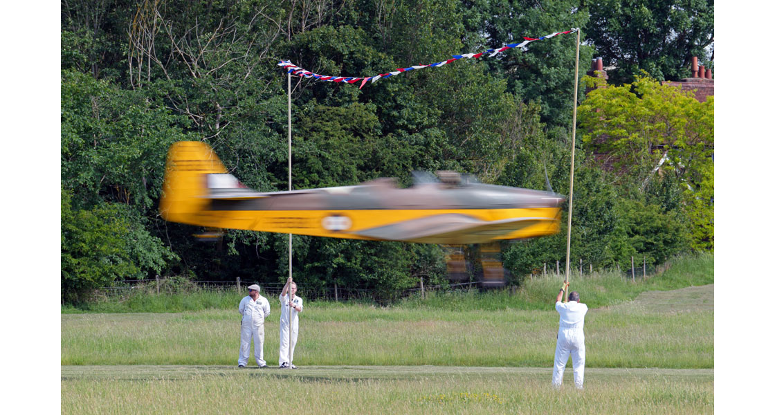 C_The_Shuttleworth_Collection_open_the_2026_Airshow_season_with_Spitfire_tributes_at_their_Season_Premier_and_Wings_and_Wheels_shows_on_CORGI_and_Airfix_Aerodrome.jpg