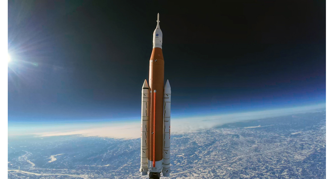 L_The_new_Airfix_SLS_Artemis_model_kit_shoots_for_the_stars_and_becomes_a_stratospheric_scale_model_rocket_record_breaker_in_the_process.jpg