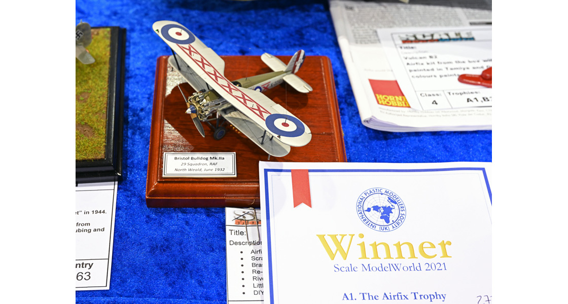 L_Airfix_Trophy_judging_taking_place_at_this_years_Scale_Modelworld_show_on_the_Airfix_workbench_blog.jpg