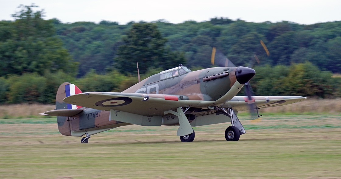 R_The_Airfix_and_Corgi_Aerodrome_blog_Reviews_the_2021_Little_Gransden_Airshow_Hawker_Hurricane_Battle_of_Britain_warhorse.jpg