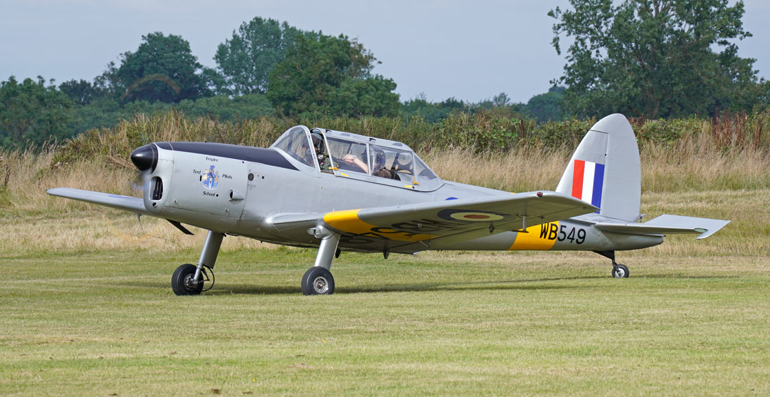 ZG_The_Airfix_and_Corgi_Aerodrome_blog_Reviews_the_2021_Little_Gransden_Airshow_de_Havilland_Chipmunk.jpg