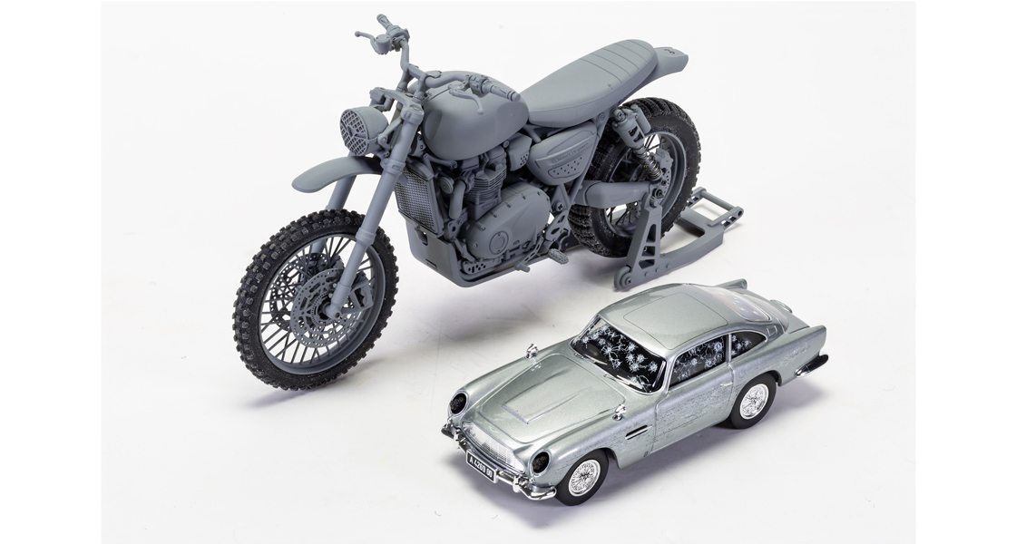 C_The_new_2022_Corgi_model_range_is_Reviewed_on_the_Corgi_Diecast_Diaries_blog_James_Bond_Triumph_scrambler.jpg