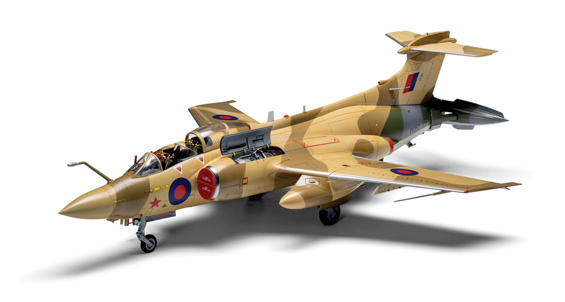 M_The_new_Airfix_Blackburn_Buccaneer_kit_in_RAF_markings_has_four_appealing_scheme_options_for_the_Modeller.jpg