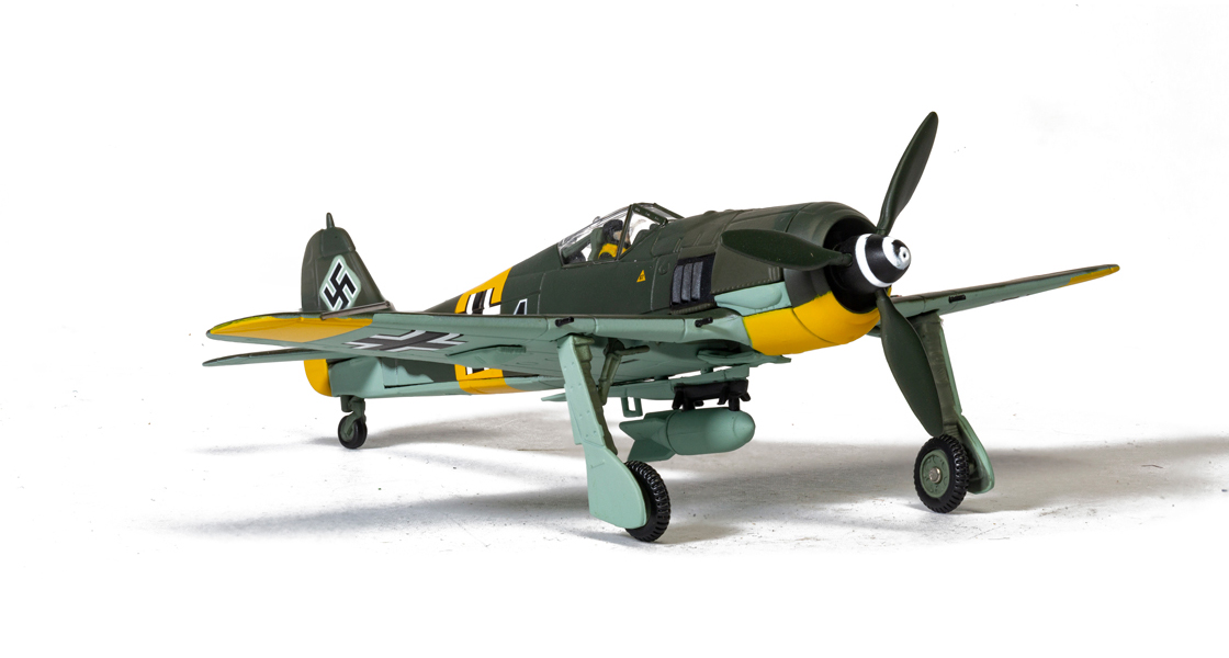 N_A_tale_of_two_Ford_Escort_XR3i_models_and_Otto_Kittel_masters_the_fearsome_Focke_Wulf_Butcher_Bird_in_the_Latest_edition_of_the_Corgi_blog.jpg