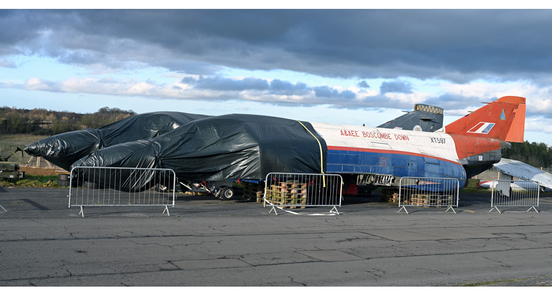 D_The_Buccaneer_Aviation_Group_Blackburn_Buccaneer_nightshoot_event_at_Cotswold_Airport_on_the_Airfix_and_Corgi_Aerodrome_blog.jpg