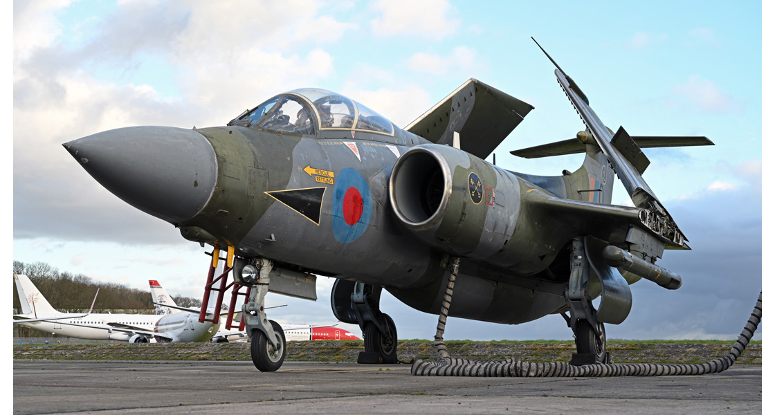 P_The_Buccaneer_Aviation_Group_Blackburn_Buccaneer_nightshoot_event_at_Cotswold_Airport_on_the_Airfix_and_Corgi_Aerodrome_blog.jpg