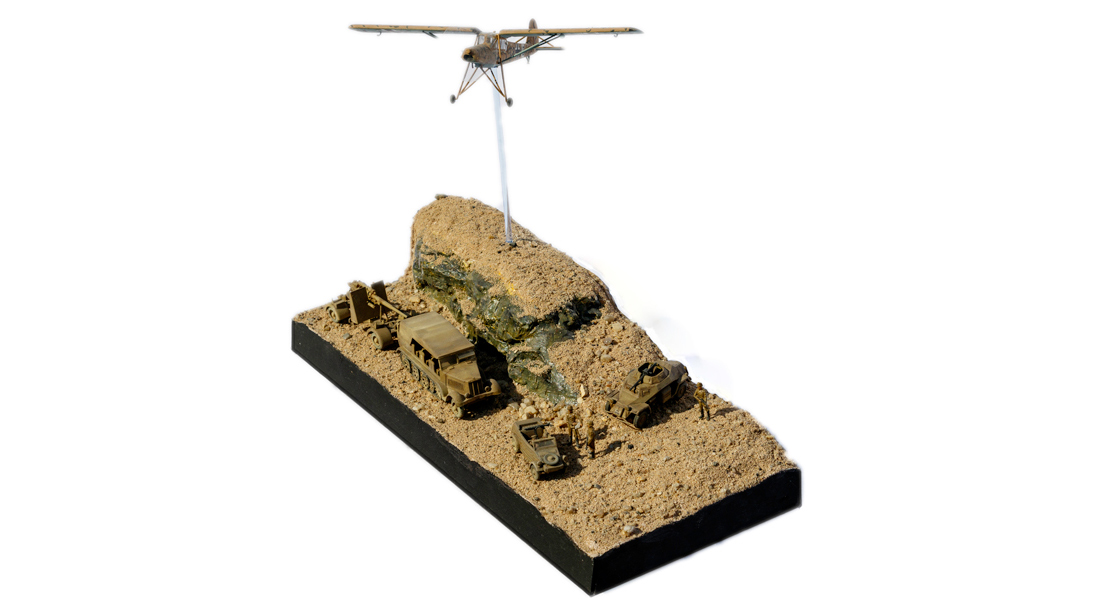 R_Airfix_Desert_War_Vintage_Classics_Fieseler_Storch_and_88mm_anti_tank_gun_on_the_Airfix_Workbench_blog.jpg