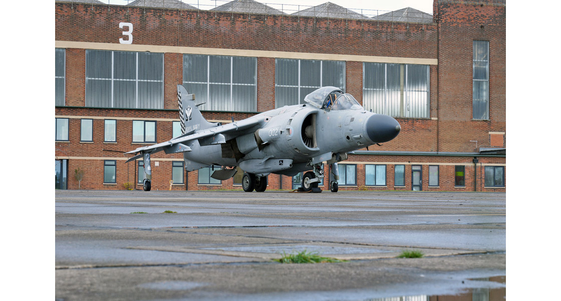 J_Sea_Harrier_FA2_ZH798_night_photography_event_reviewed_on_the_latest_Airfix_and_Corgi_Aerodrome_blog.jpg