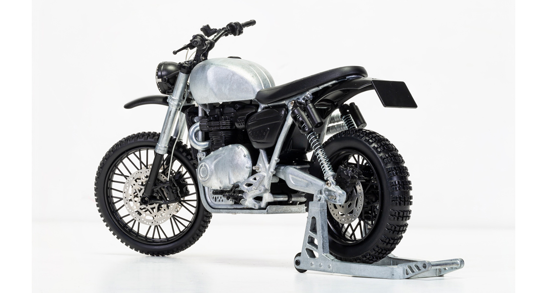 G_New_Corgi_James_Bond_No_Time_To_Die_Truimph_Scrambler_1200_Motorcycle_diecast_model_collectable_on_the_Diecast_Diaries_blog.jpg