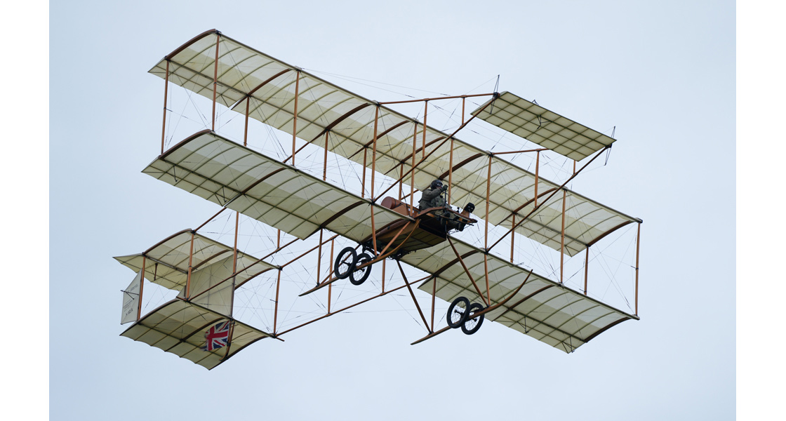 W_Shuttleworth_Season_Premier_Airshow_review_on_the_Airfix_and_Corgi_Aerodrome_blog_2022.jpg