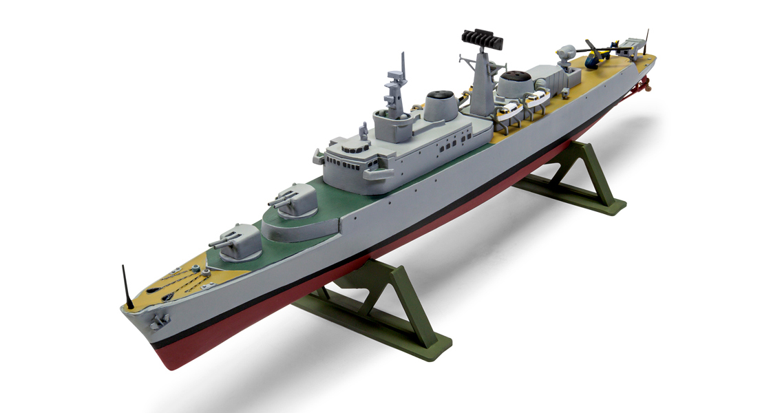 E_Royal_Navy_Warships_in_scale_model_style_done_the_Airfix_way_HMS_Devonshire_County_class_Destroyer.jpg