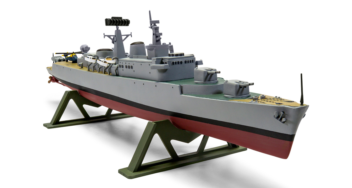 F_Royal_Navy_Warships_in_scale_model_style_done_the_Airfix_way_HMS_Devonshire_County_class_Destroyer.jpg