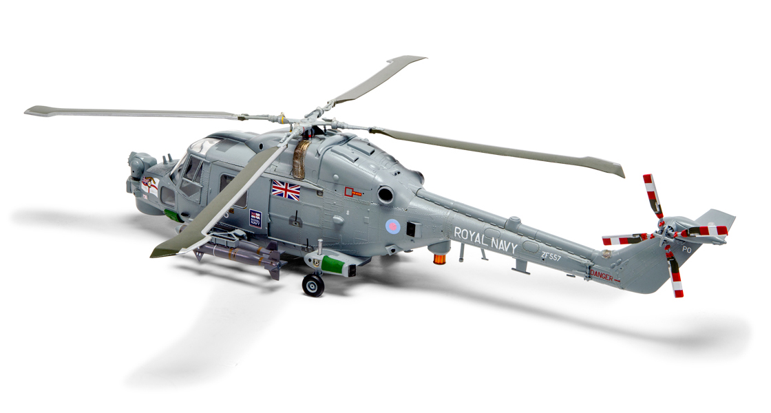 F_New_Airfix_Westland_Navy_Lynx_model_kit_swoops_in_for_blog_landing.jpg