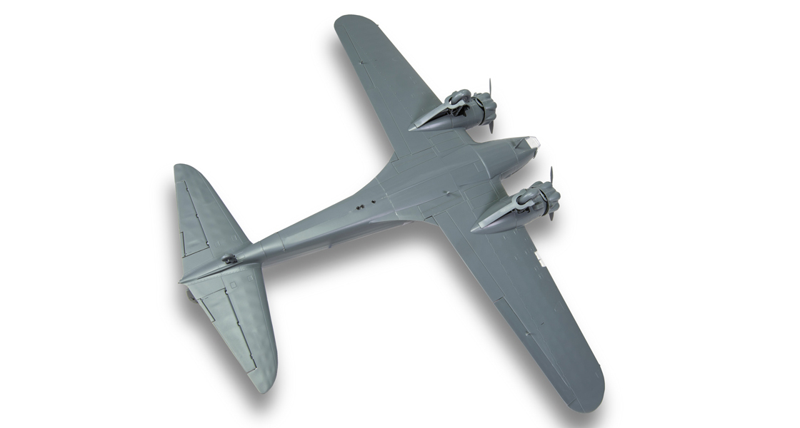 U_Airfix_produce_a_new_scale_model_kit_of_the_famous_Avro_Anson_Mk1_in_large_scale_RAF_Training_Command.jpg