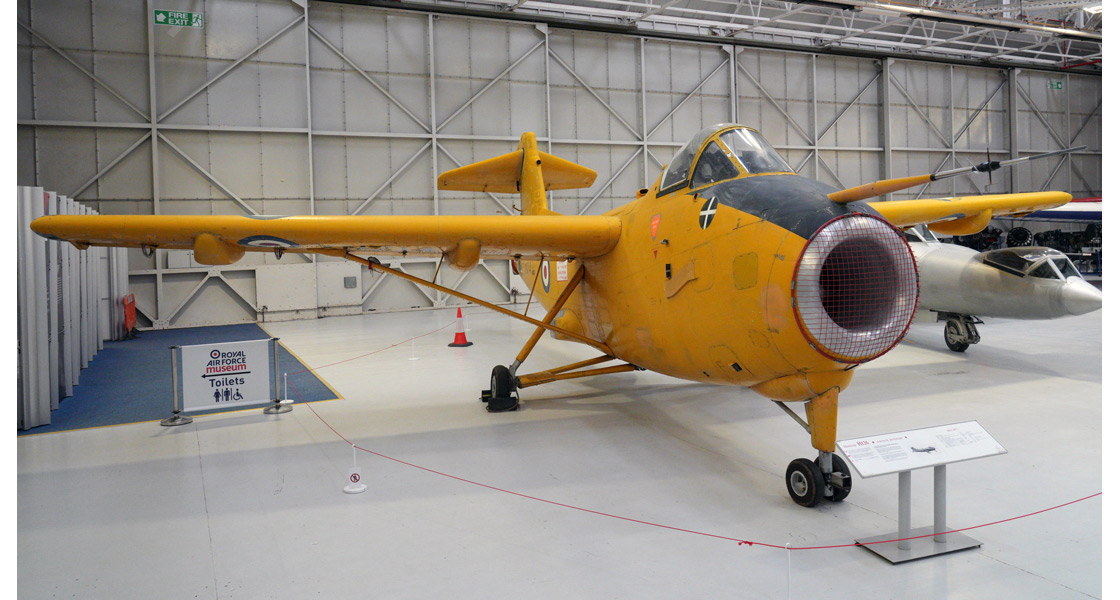 Z_Airfix_and_Corgi_Aerodrome_blog_returns_to_the_RAF_Museum_at_Cosford_for_the_60th_anniversary_of_the_first_flight_of_the_BAC-TSR2.jpg