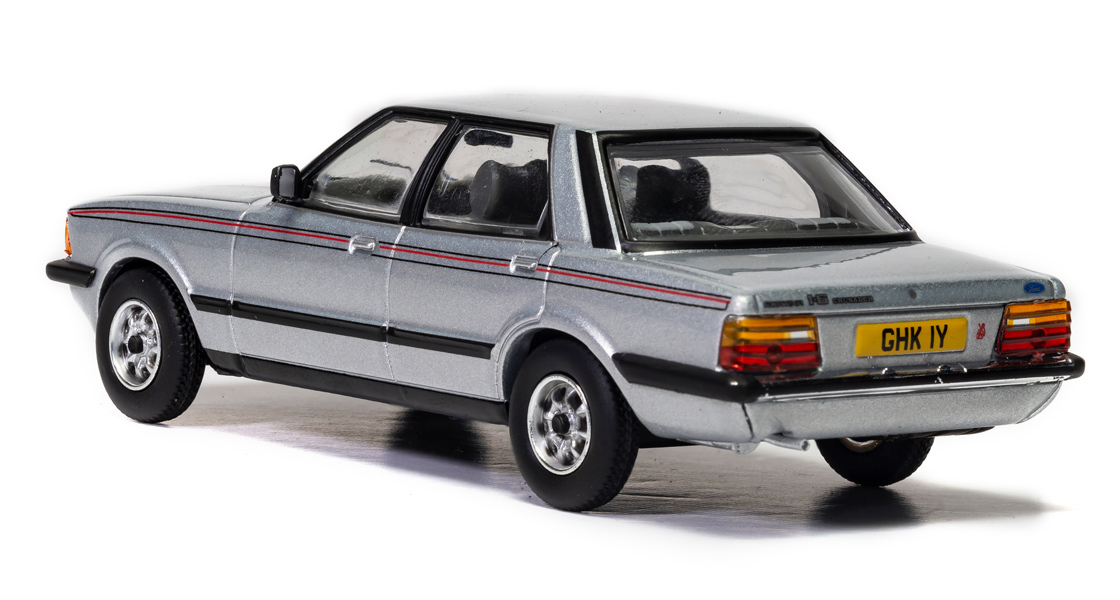 G_Corgi_blog_update_Ford_Cortina_Mk5_Crusader_scale_diecast_model_collectable_Corgi.jpg