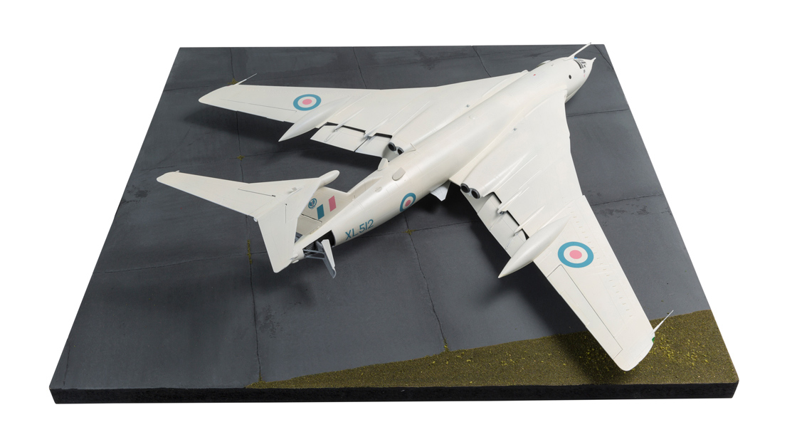 B_Airfix_introduce_all_three_of_Britains_V_Bombers_Victor_Vulcan_and_Valiant_model_kits.jpg