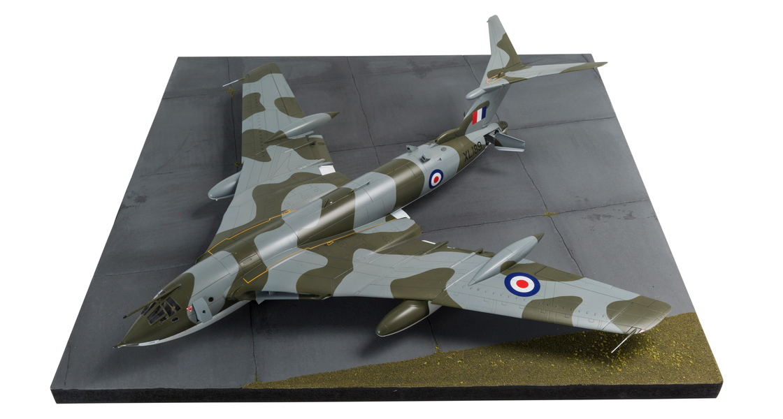 O_Airfix_introduce_all_three_of_Britains_V_Bombers_Victor_Vulcan_and_Valiant_model_kits.jpg