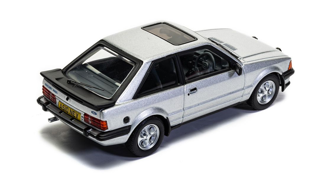 P_Corgi_Ford_Escort_XR3i_Vanguards_model_exclusive_in_the_latest_edition_of_the_Diecast_Diaries_blog.jpg
