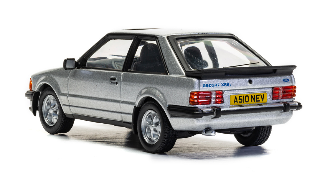 S_Corgi_Ford_Escort_XR3i_Vanguards_model_exclusive_in_the_latest_edition_of_the_Diecast_Diaries_blog.jpg