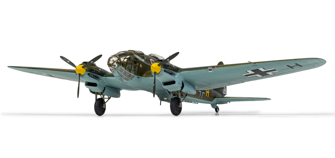 B_New_Airfix_Heinkel_He111_bomber_model_kit_is_a_scale_Classic_in_the_current_Airfix_model_range.jpg