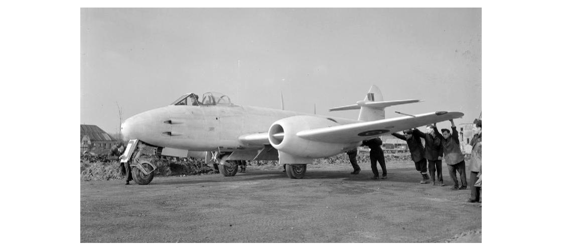 B_The_latest_Airfix_Gloster_Meteor_scale_model_kit_release_presents_aircraft_in_two_aerobatic_display_team_schemes_the_Evergreens_and_the_Meteorites_RAAF.jpg