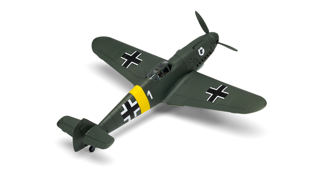 K_Airfix_introduce_their_nemly_tooled_Messerschmitt_Bf109F_Friedrich_model_kit_including_two_new_Dogfight_Doubles_kit_sets_with_Mustang_and_Spitfire.jpg