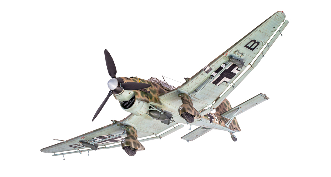 N_Another_clash_of_Airfix_Superkit_titans_as_the_Vintage_Classics_model_kit_range_boasts_the_addition_of_the_Junkers_Ju87B_Stuka_in_Battle_of_Britain_and_Desert_Air_War_schemes.jpg