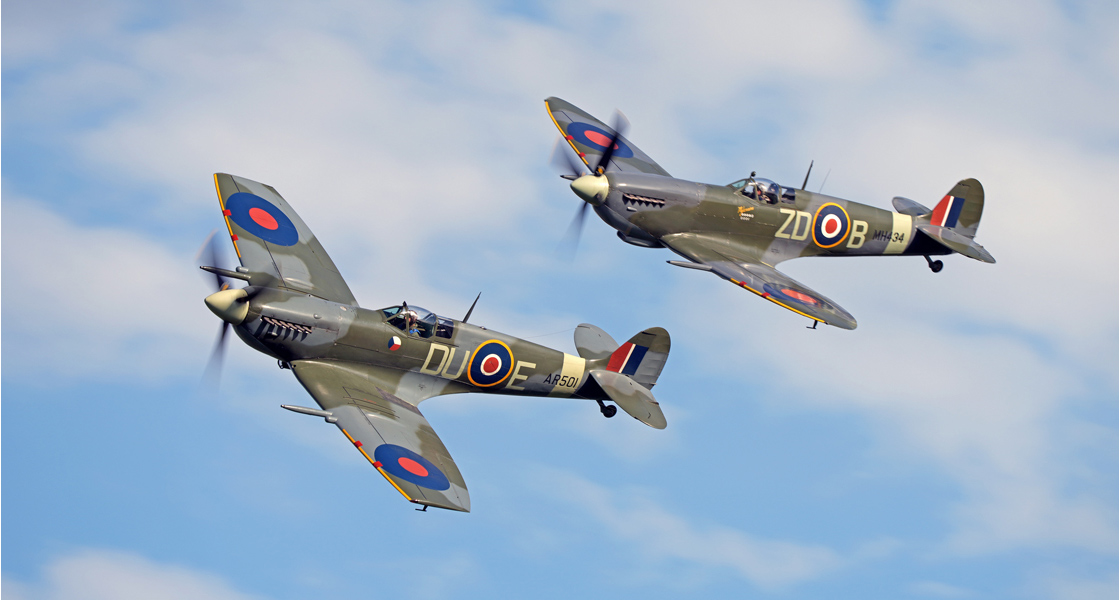 G_The_Shuttleworth_Collection_open_the_2026_Airshow_season_with_Spitfire_tributes_at_their_Season_Premier_and_Wings_and_Wheels_shows_on_CORGI_and_Airfix_Aerodrome.jpg