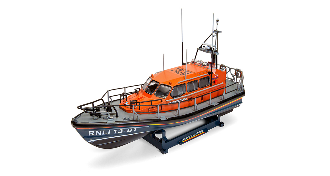 F_Airfix_introduce_the_latest_life_saving_vessel_in_the_RNLI_fleet_the_impressive_Shannon_Class_lifeboad_in_this_200th_Anniversary_year_of_the_RNLI.jpg