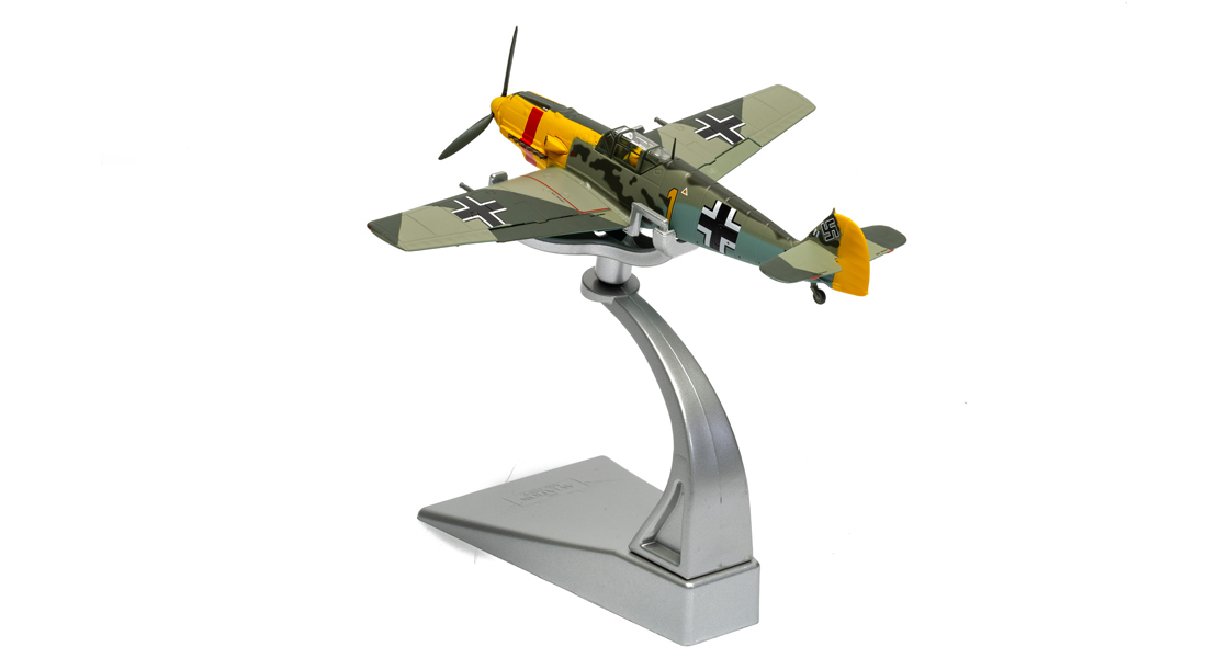 V_Corgi_Battle_of_Britain_85th_Anniversary_model_collection_complete_with_the_release_of_the_new_Messerschmitt_Bf109E_Jabo.jpg