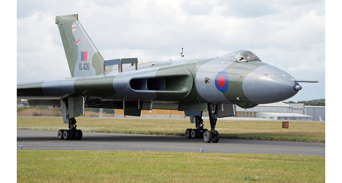 U_Airfix_and_Corgi_Aerodrome_experience_the_howl_of_Avro_Vulcan_XL426_as_she_entertains_the_crowds_at_the_Vulcan_Restoration_Trust_fast_taxi_event.jpg