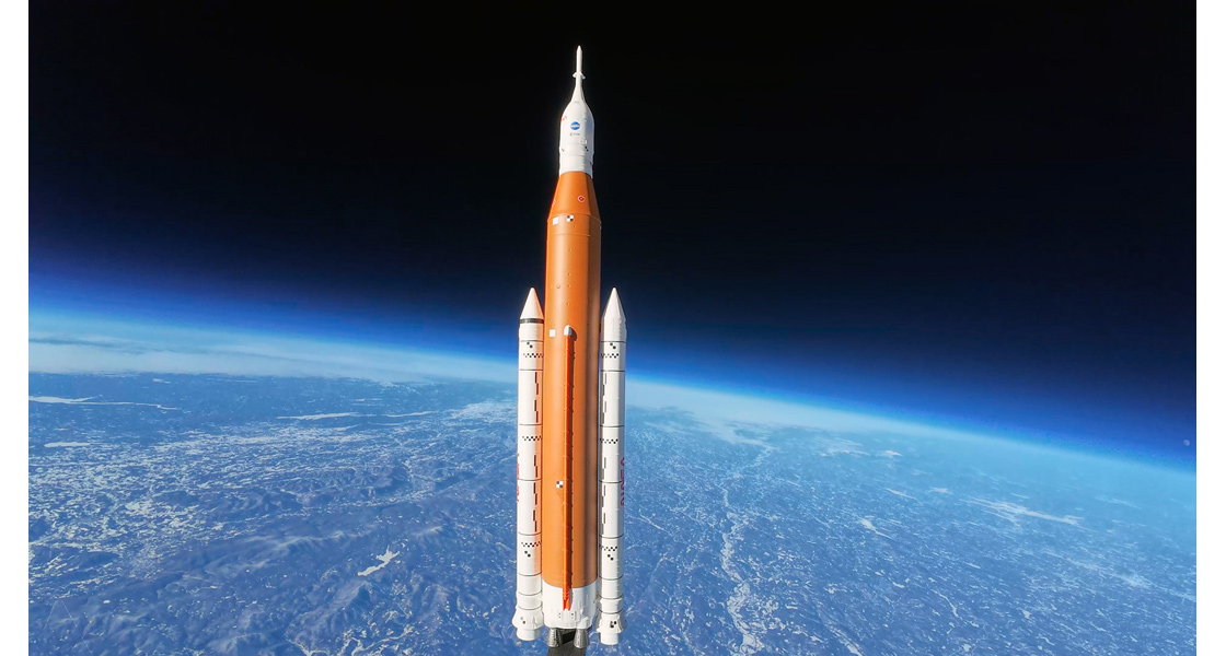 M_The_new_Airfix_SLS_Artemis_model_kit_shoots_for_the_stars_and_becomes_a_stratospheric_scale_model_rocket_record_breaker_in_the_process.jpg