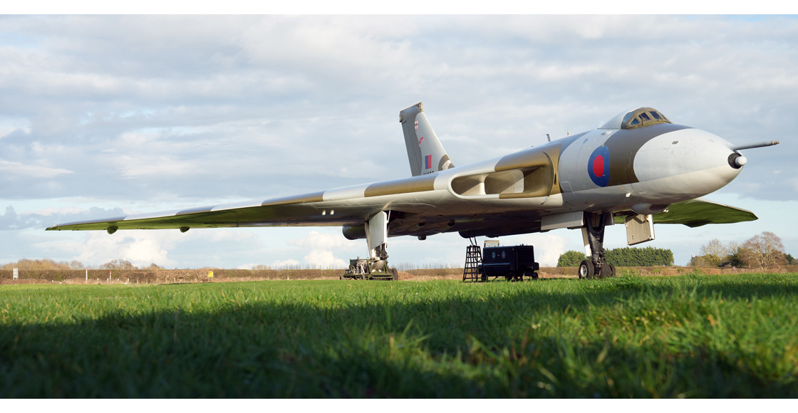T_Airfix_and_Corgi_Aerodrome_spend_time_with_Avro_Vulcan_B2_XM655_the_youngest_Vulcan_in_the_world.jpg