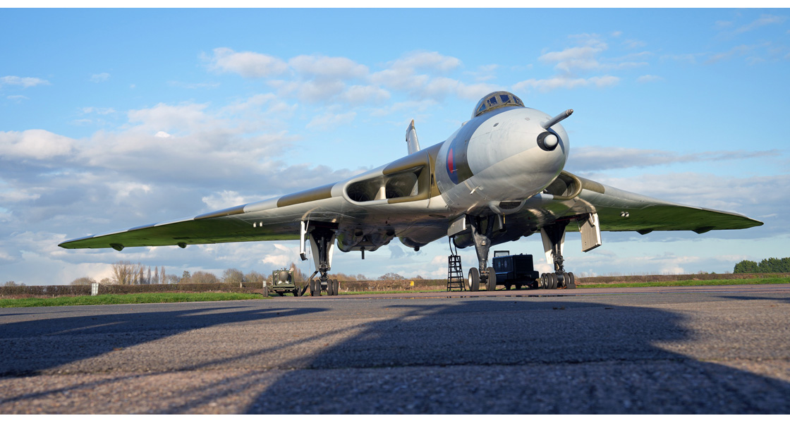 E_Airfix_and_Corgi_Aerodrome_spend_time_with_Avro_Vulcan_B2_XM655_the_youngest_Vulcan_in_the_world.jpg
