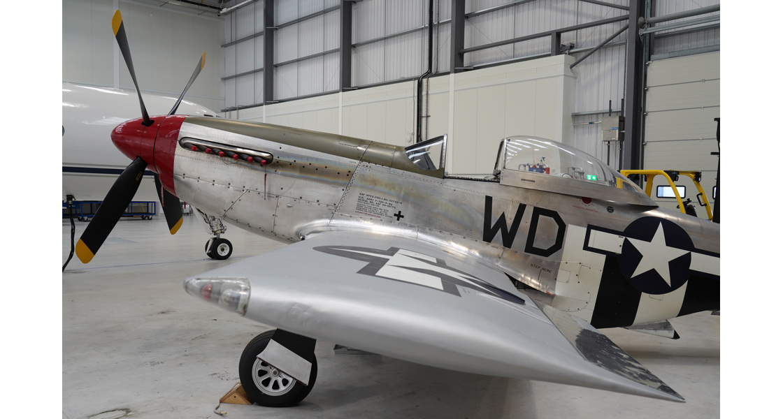 M_Airfix_and_Corgi_Aerodrome_visits_the_Rolls_Royce_Heritage_Flight_Hangar_P51D_Mustang_Don_Blakeslee.jpg
