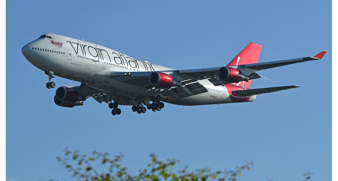 K_Airfix_Aerodrome_uses_Virgin_Atlantic_Boeing_747_Jumbo_Ruby_Tuesday_to_encourage_some_winter_aviation_photography.jpg