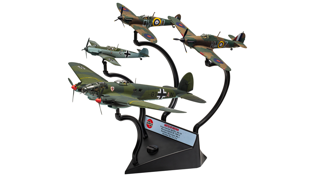 U_Airfix_introduce_the_perfect_Gift_Set_model_kit_release_with_which_to_commemorate_this_years_85th_Anniversary_of_the_Battle_of_Britain_Spitfire_Hurricane_Messerschmitt_and_Heinkel.jpg